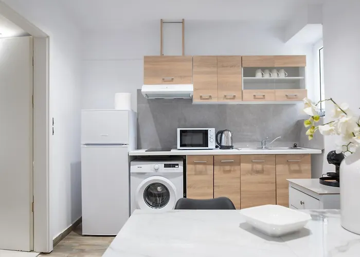 Homes 1 & 2 - Cozy Urban In The Heart Of Apartmán Kos