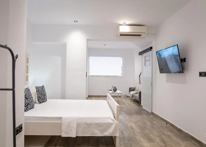 Homes 1 & 2 - Cozy Urban In The Heart Of Apartmán *