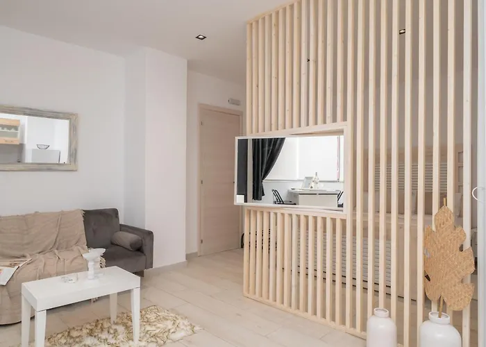 Homes 1 & 2 - Cozy Urban In The Heart Of Kos