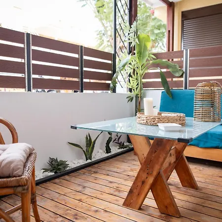 Homes 1 & 2 - Cozy Urban In The Heart Of * Kos