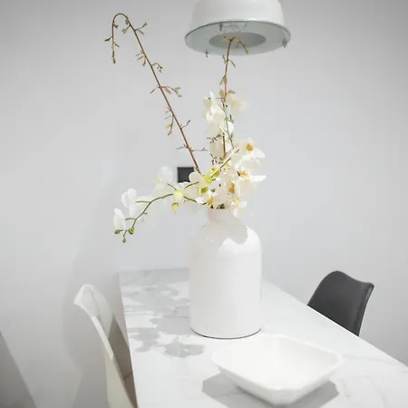 Homes 1 & 2 - Cozy Urban In The Heart Of Appartamento *