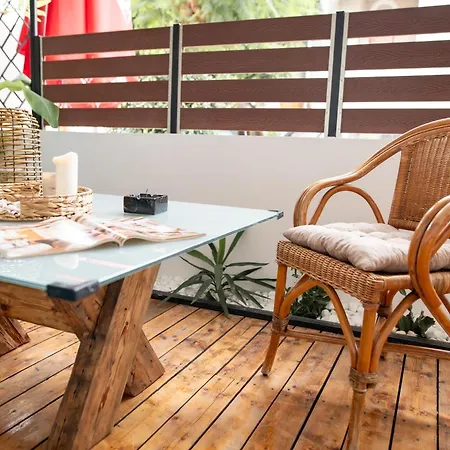 Homes - Cozy Urban In The Heart Of