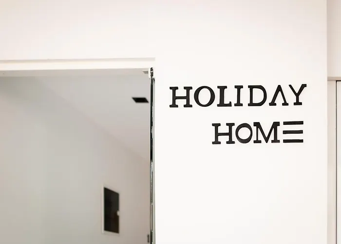 Homes 1 & 2 - Cozy Urban In The Heart Of Apartamento *