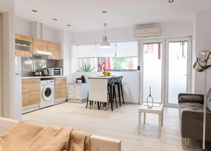 Homes 1 & 2 - Cozy Urban In The Heart Of Kos